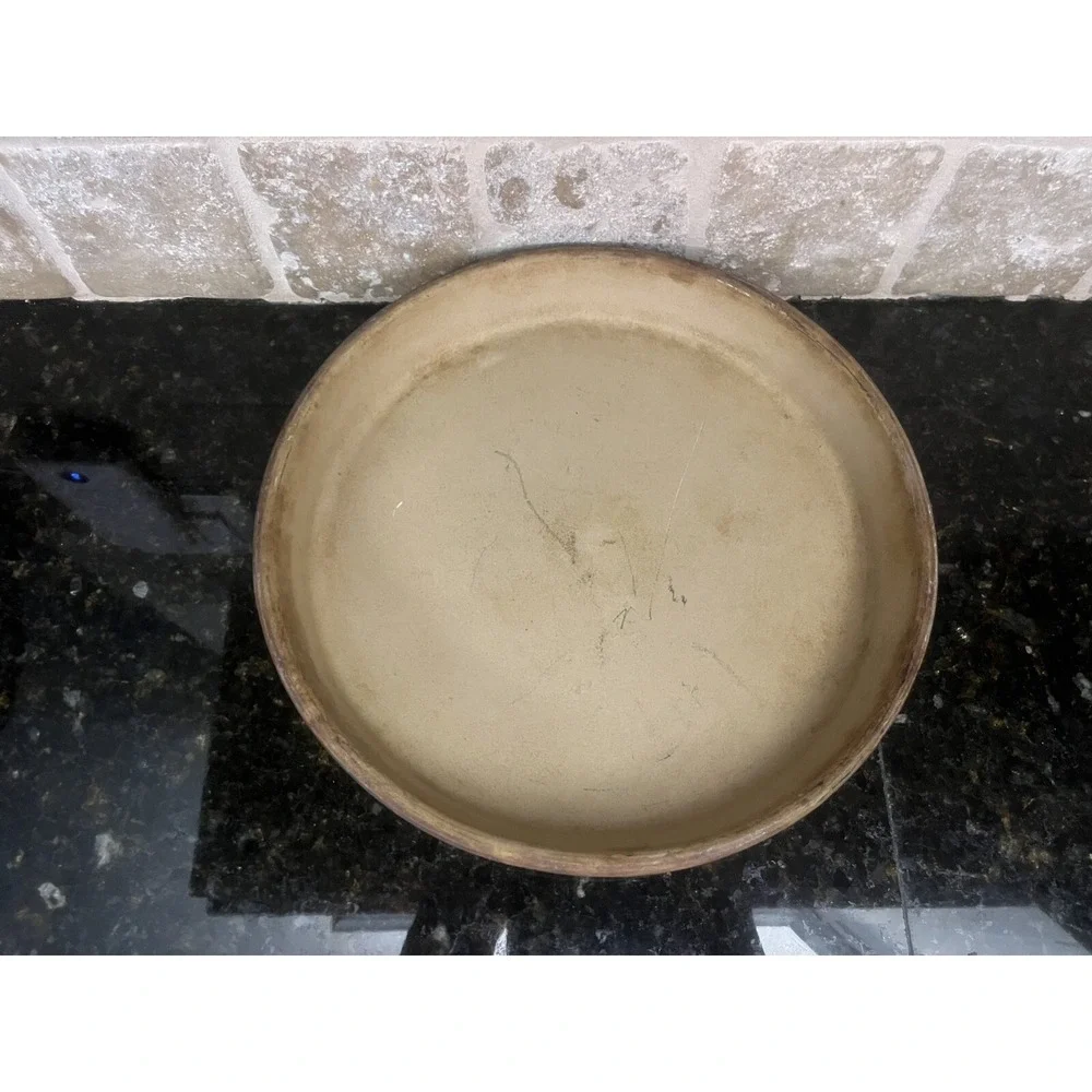 Pampered Chef 11 in Deep Dish Pan Baking Dish Stoneware Family Heritage Seasoned